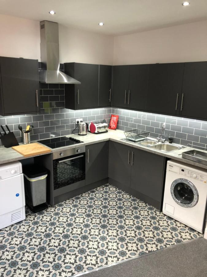 Modern,Spacious 2 Bed Apartment Престон Екстер'єр фото